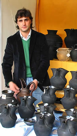 Gundivos pottery / Oleria